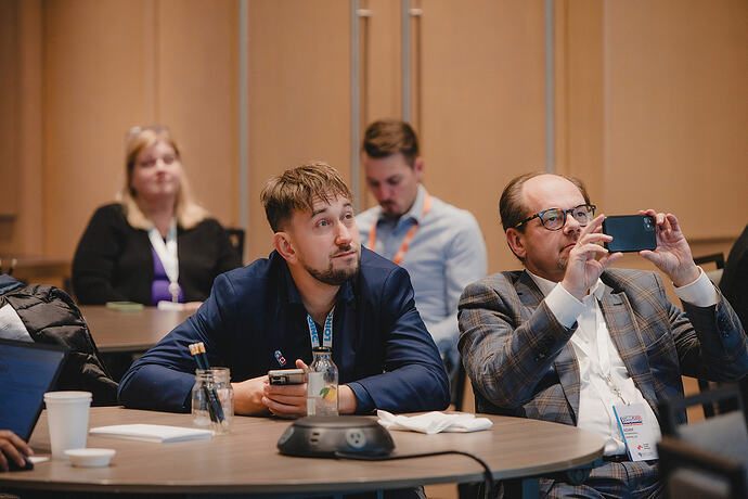 LOINC Montreal 9 October 2025 - Photo - Steve Gerrard--215